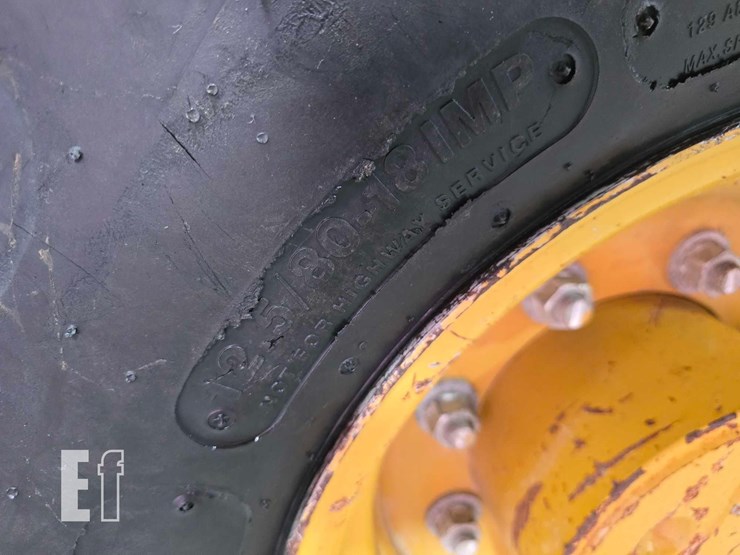 2021-caterpillar-420-image-27