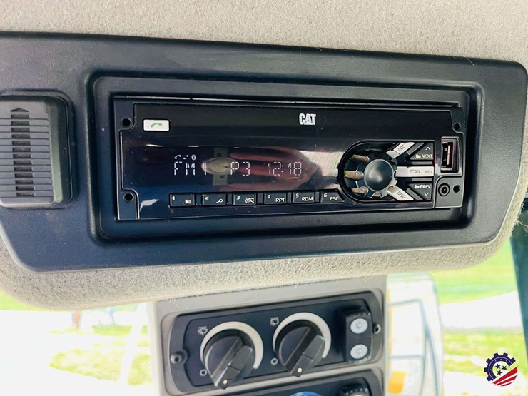 2019-caterpillar-950m-image-108