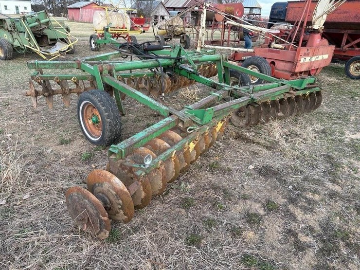 john-deere-14-image-4