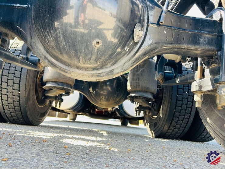 2024-international-lt62f-t/a-truck-tractor-image-61