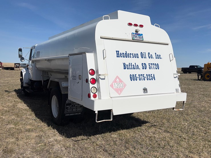 1997-international-4700-image-7