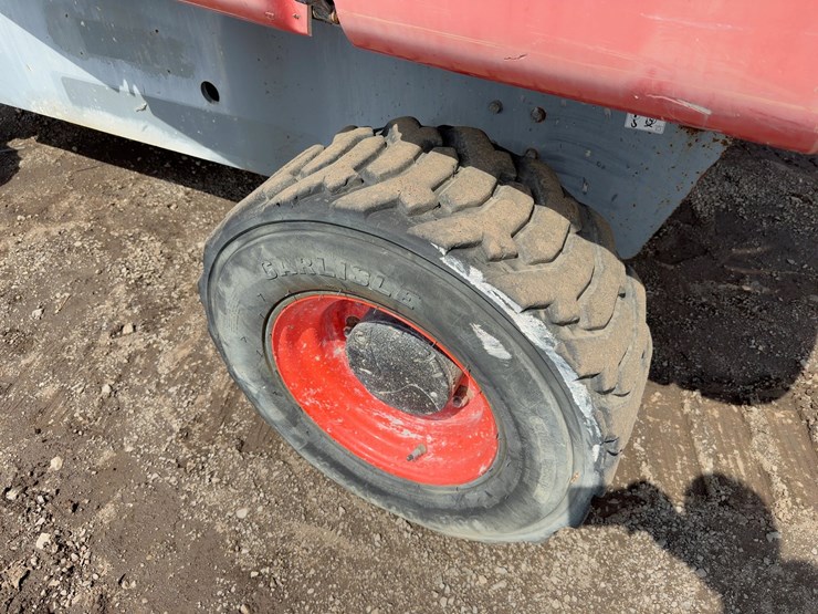 2018-skyjack-sj40t-image-12