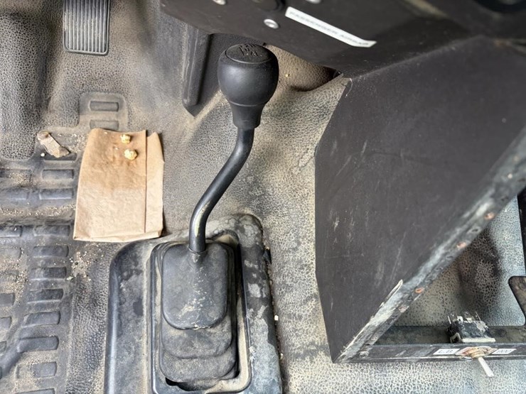 2011-ford-f250-image-17