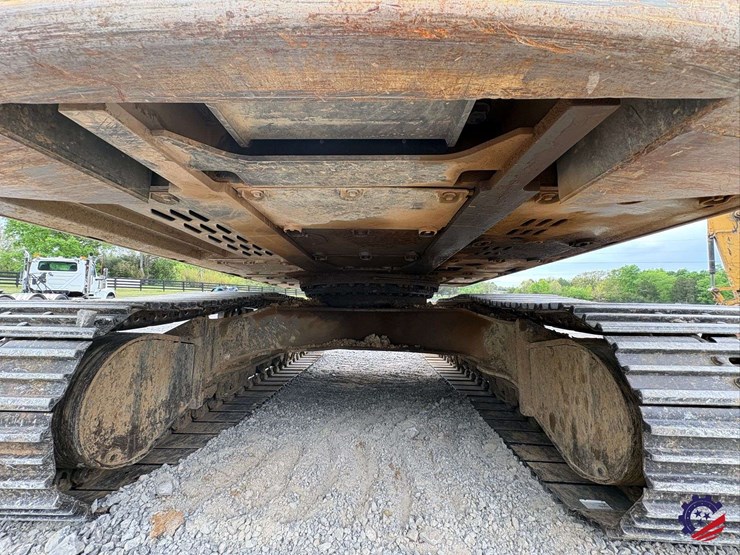 2017-volvo-ec300el-image-53