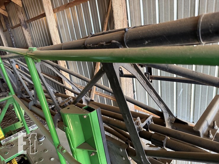 2005-john-deere-4720-image-42