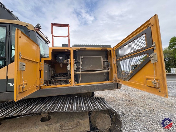 2017-volvo-ec300el-image-45