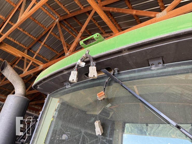 2005-john-deere-4720-image-40