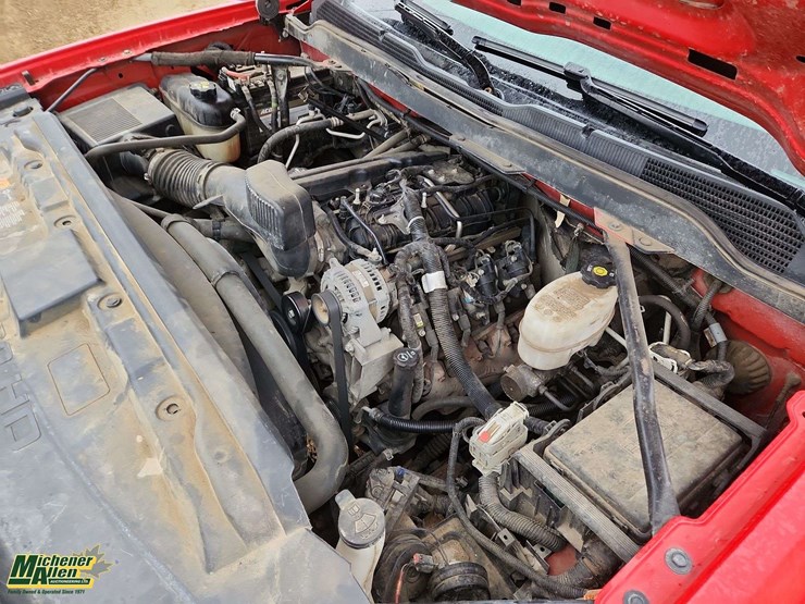 2019-chevrolet-silverado-2500hd-image-11