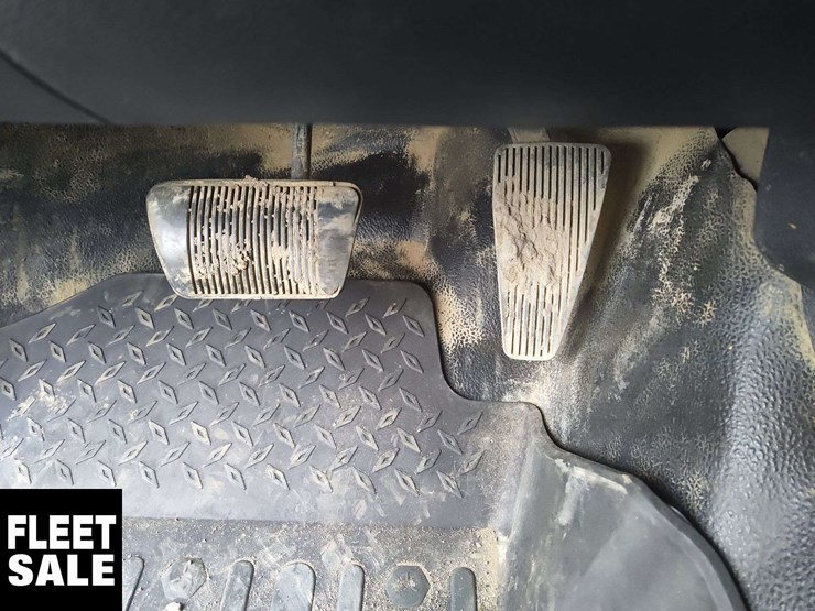 2017-dodge-2500-image-23