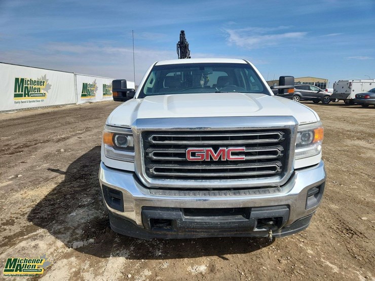 2016-gmc-sierra-2500hd-image-5