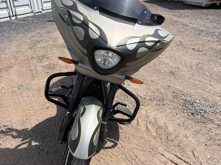 yamaha-victory-motorcycle-image-2