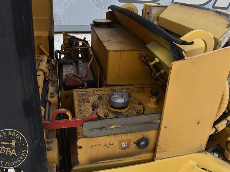 1999-caterpillar-cb-224c-image-30