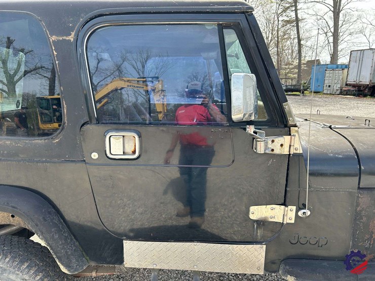 1994-jeep-wrangler-image-55