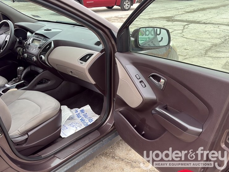 2015-hyundai-tucson-image-27