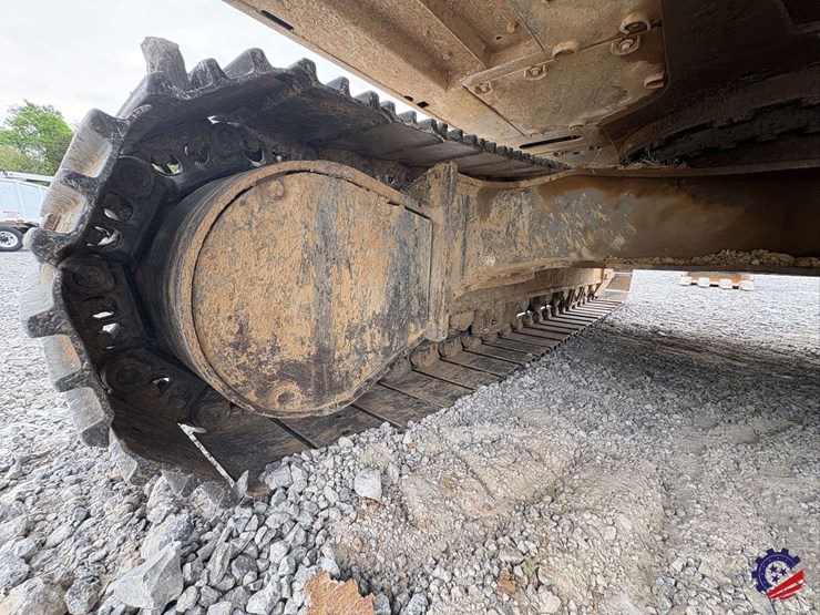 2017-volvo-ec300el-image-54