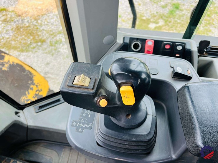 2019-caterpillar-950m-image-107