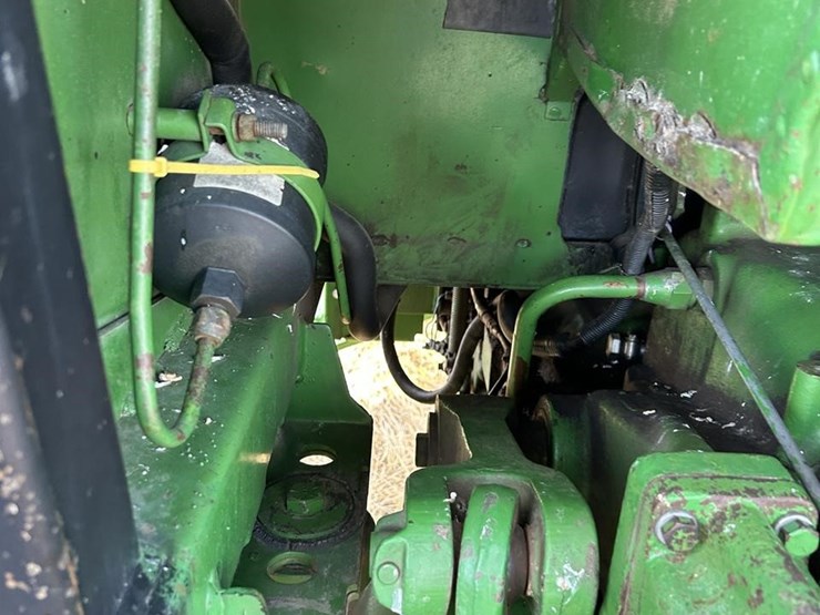 john-deere-4440-image-38