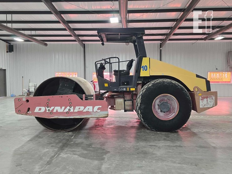 2012-dynapac-ca250d-image-5