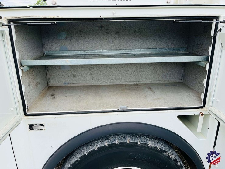 2015-international-durastar-4300-image-55