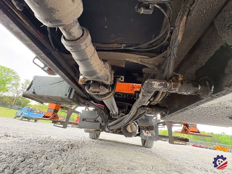 2019-western-star-4700-image-49