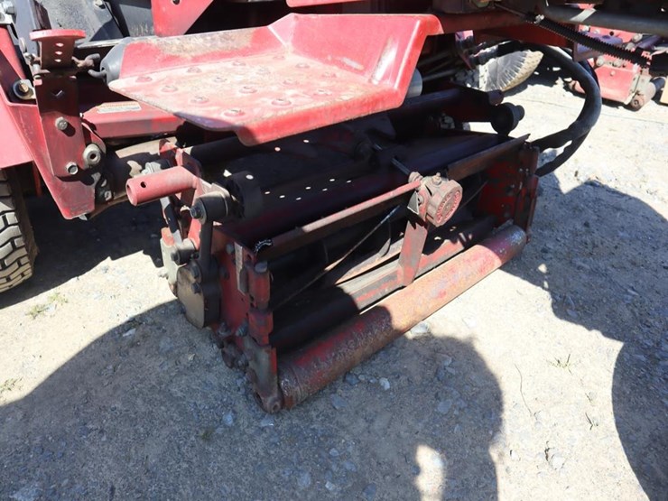 toro-reelmaster-2300d-image-11