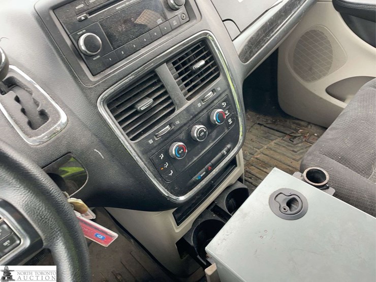 2015-ram-c/v-image-14