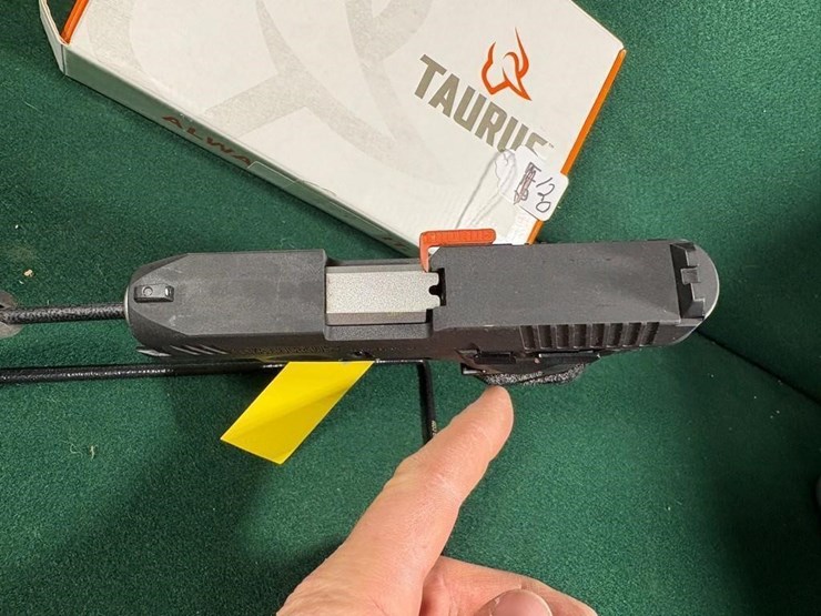 taurus-g3c-9x19-pistol-image-10