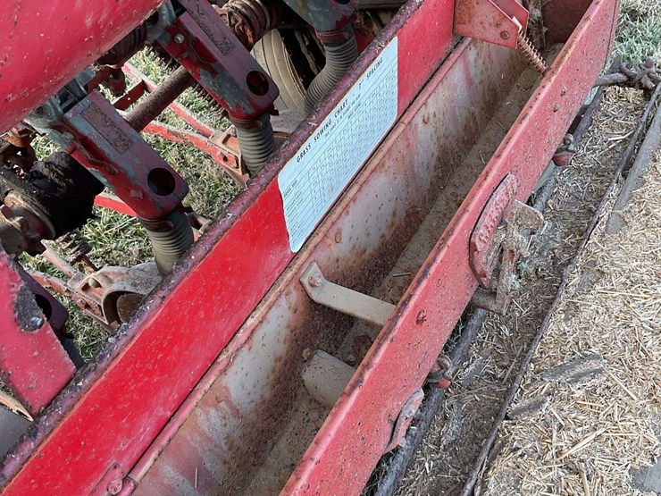 massey-ferguson-33-image-14