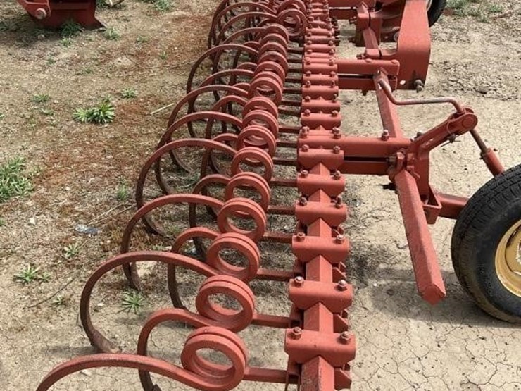 allis-chalmers-18'-3-pt-springtooth-chisel-image-7