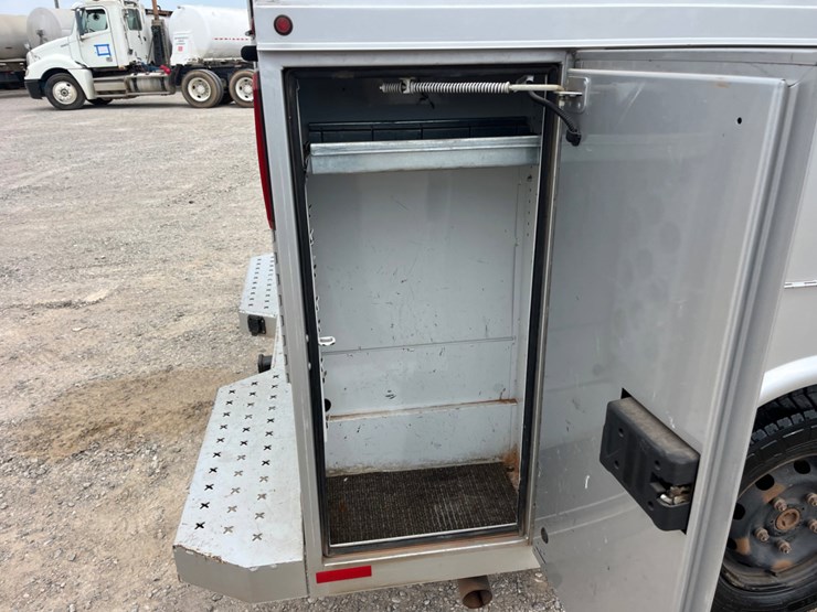 2018-ford-transit-image-22