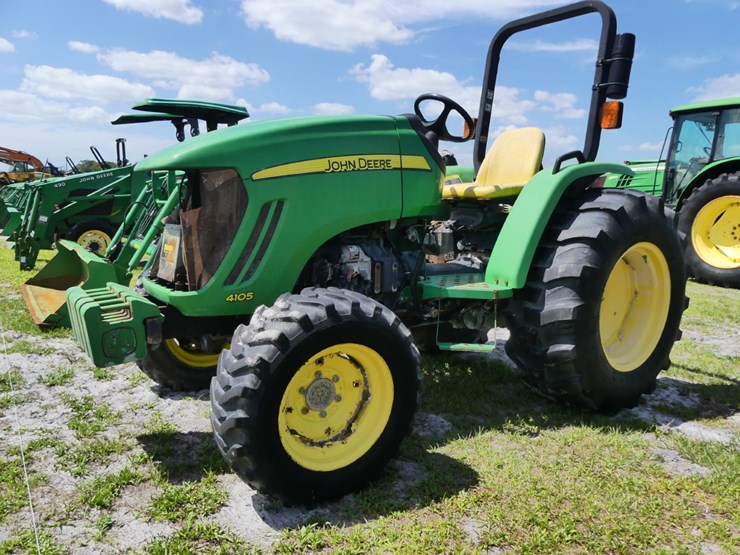 john-deere-4105-image-2