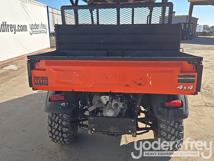 2018-kubota-rtvx1140-image-13