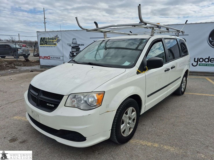 2012-ram-c/v-image-1