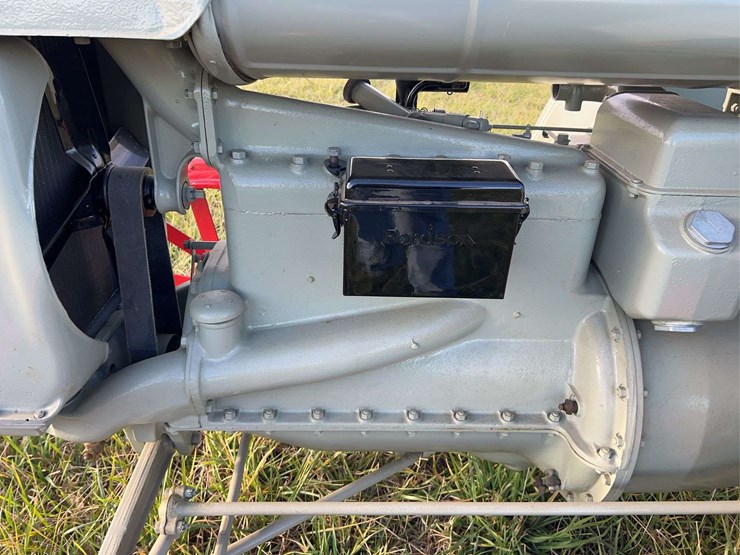 1923-fordson-tractor-image-56