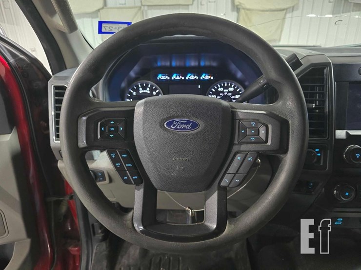 2021-ford-f350-image-10
