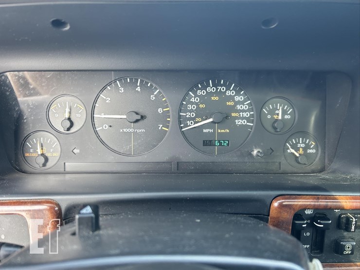 1998-jeep-grand-cherokee-limited-image-15