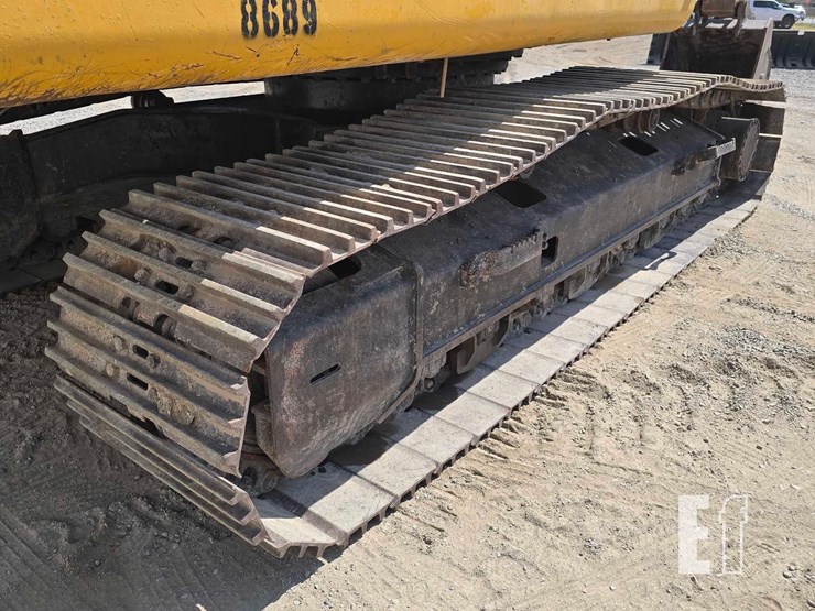 2018-deere-350g-lc-image-36