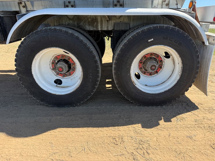 2011-brenner-tank-200bbl-crude-tanker-image-10