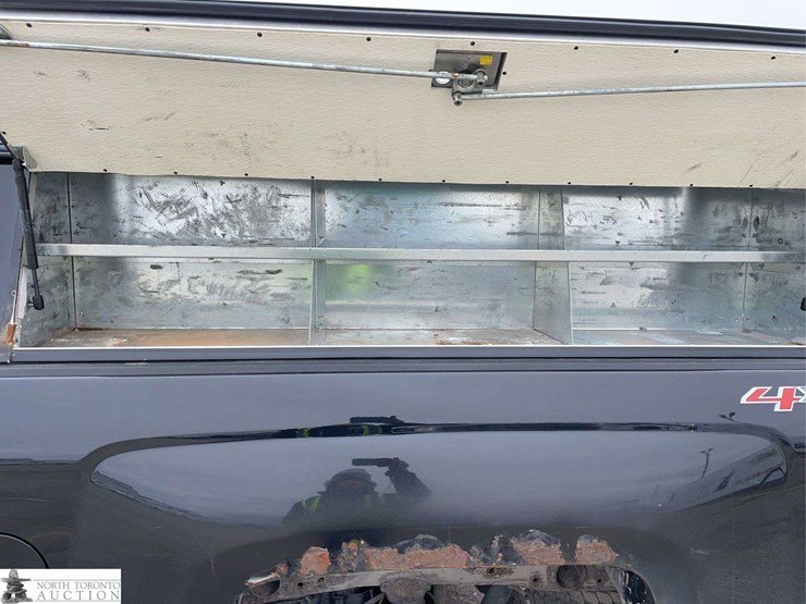 2016-chevrolet-silverado-2500hd-image-18