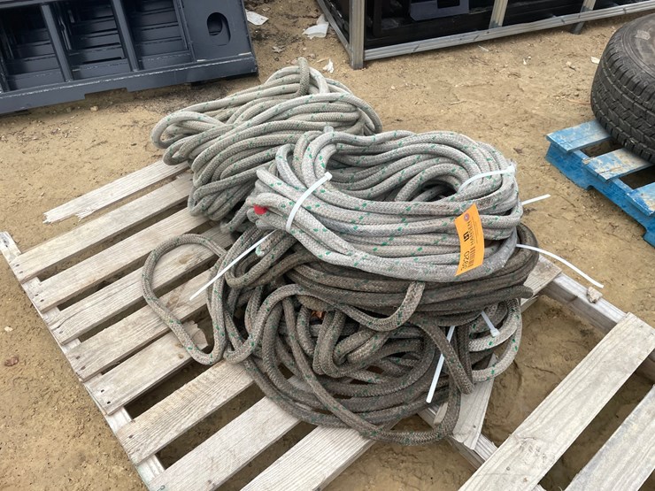 #3920-•-(4)-bundles-of-rope-image-3