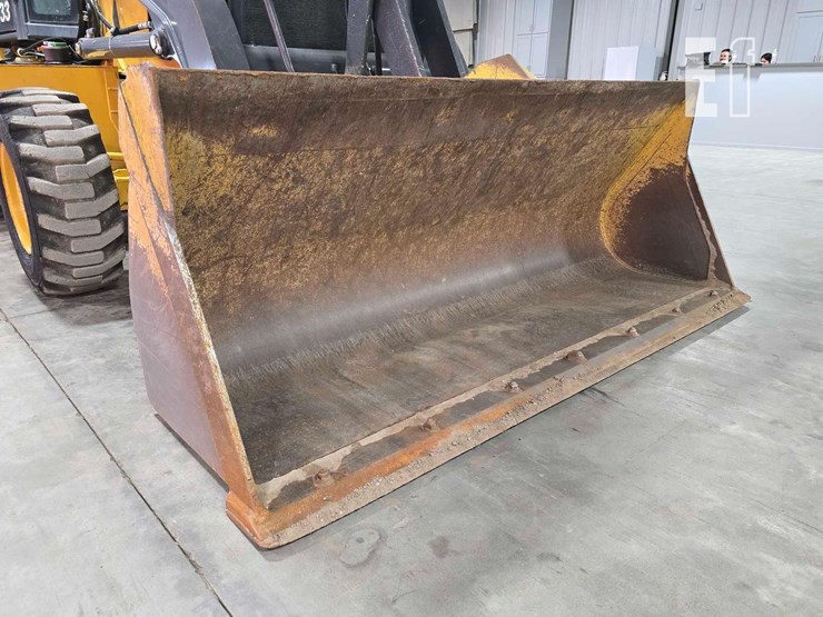 2023-deere-310-g-tier-image-10