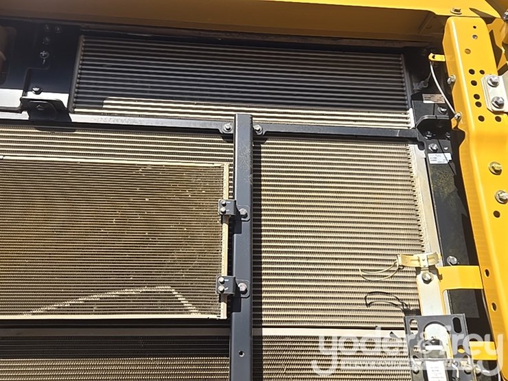 2019-caterpillar-336-image-43