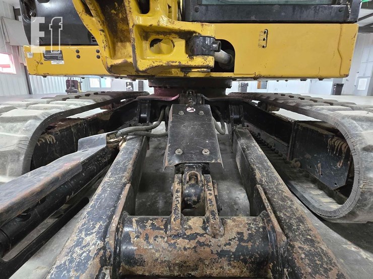 2024-caterpillar-306cr-image-30