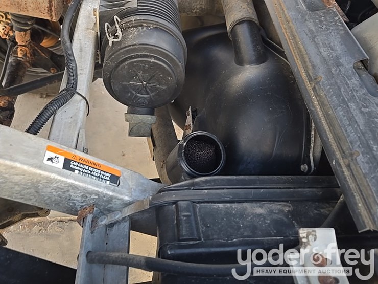 2020-club-car-carryall-1700-image-43