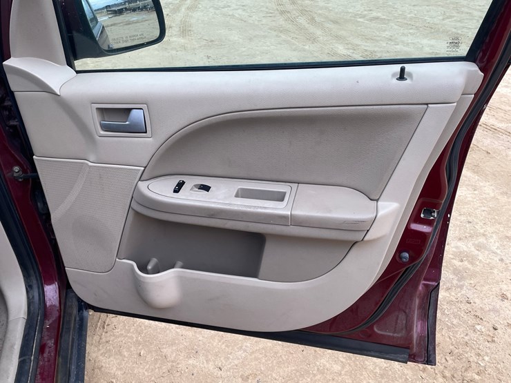 2006-ford-freestyle-image-51