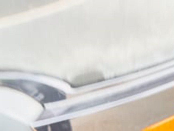 2024-porsch-macan-gts-image-9