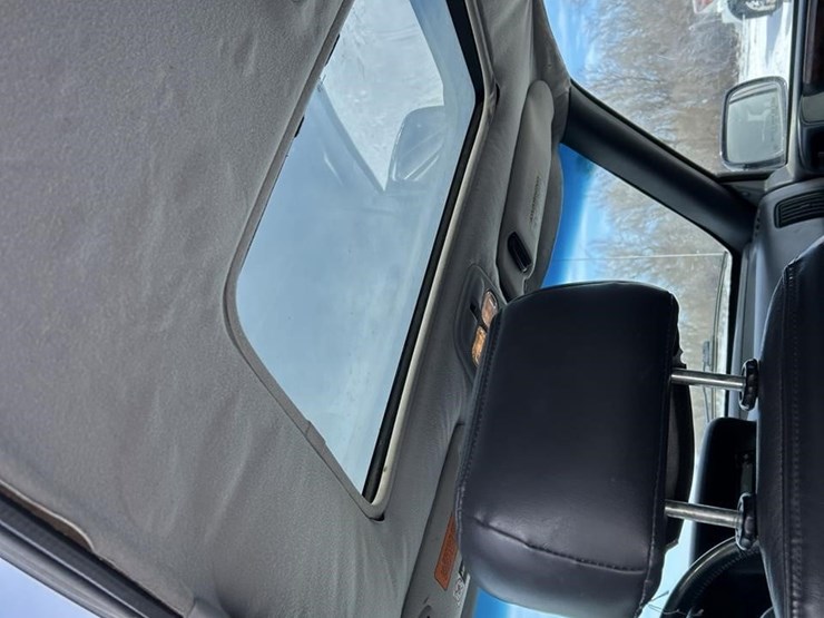 1998-jeep-grand-cherokee-limited-image-11