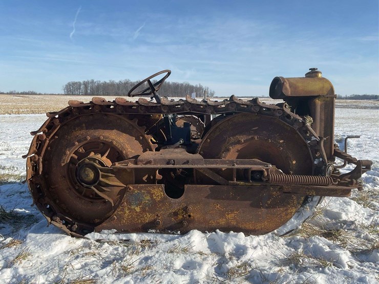 fordson-track-pull-image-1