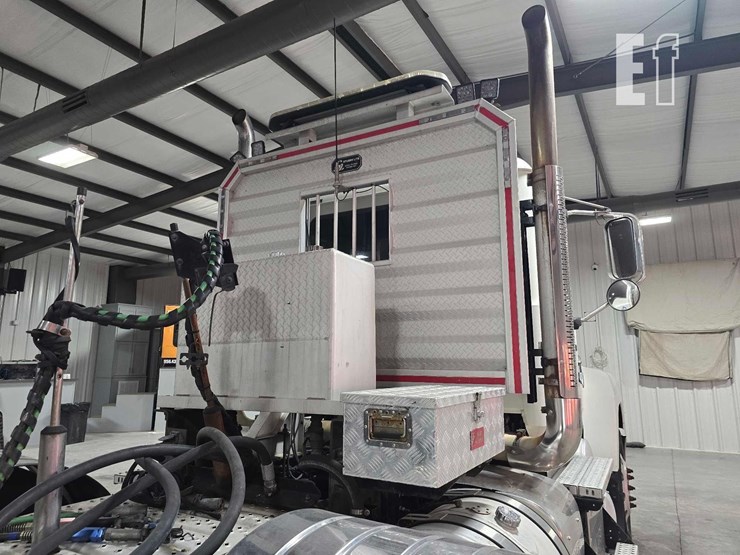 2017-mack-pinnacle-chu613-image-19