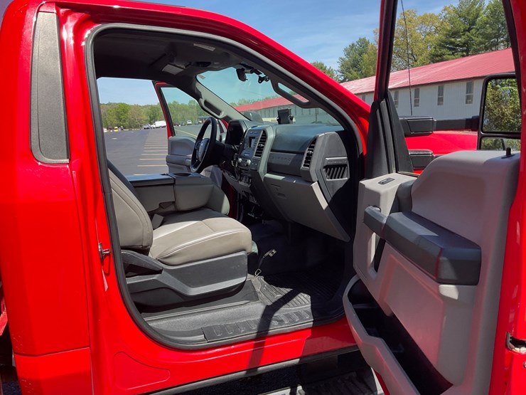 2017-ford-f350-image-16